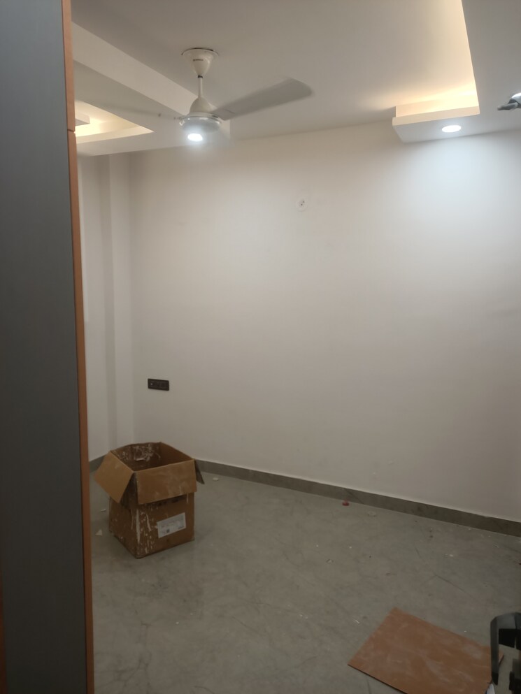 Room, govindpuri 3 Bedroom 810 Sq.Ft. Builder Floor In Govindpuri Delhi 7883275