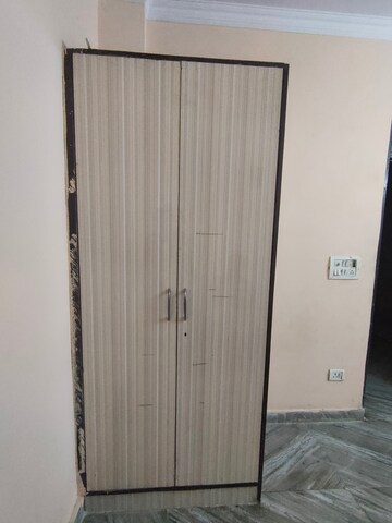Master Bedroom in 1 RK Builder Floor at Uttam Nagar – for Rent