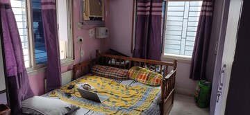 Bedroom in 4 BHK Apartment at Subhashnagar – for Sale