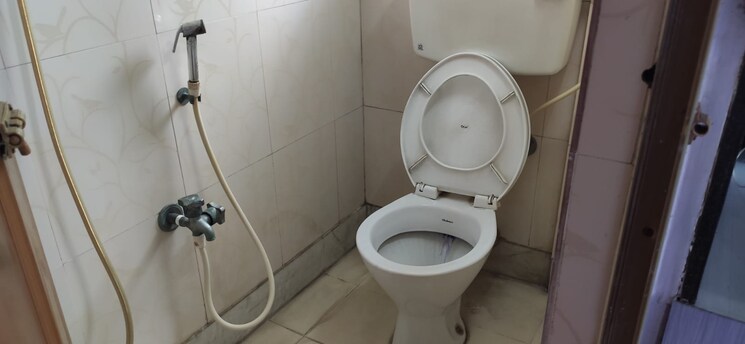 Bathroom, subhashnagar 4 Bedroom 1640 Sq.Ft. Apartment In Subhashnagar Kolkata 7883409