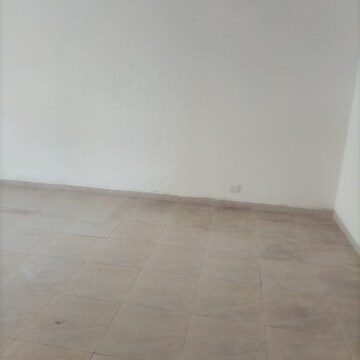 Room in 2 BHK Builder Floor at Vatika India Next, Sector 82 – for Sale