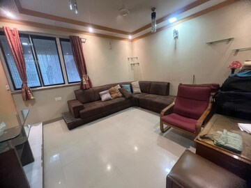 Living Room in 3 BHK Apartment at Sion East – for Rent
