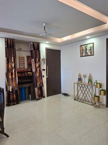 Living Room in 2 BHK Apartment at Sector 62 – for Rent