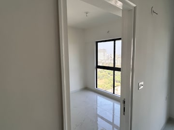 Room in 1.5 BHK Apartment at Runwal Gardens Phase 2, Kalyan Shilphata Road – for Rent