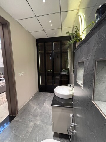 Bathroom in 6 BHK Independent House at Sector 9 – for Sale