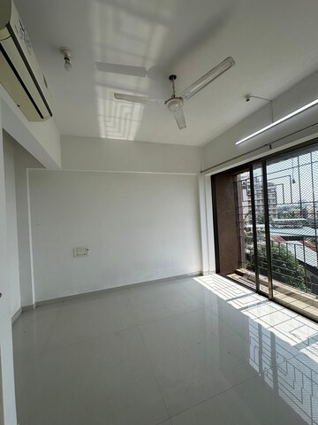 Room in 2 BHK Apartment at Prestige High Fields, Gachibowli – for Rent
