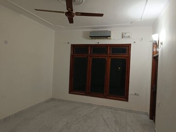 Bedroom in 3 BHK Independent House at Sector 28 – for Rent