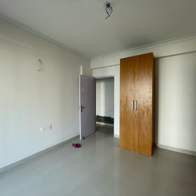Room, cosmos-express-99 3 Bedroom 1550 Sq.Ft. Apartment In Gopalpur Gurgaon 7883662