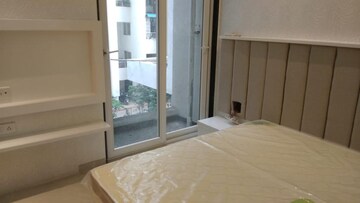 Room in 2 BHK Apartment at Kalpataru Serenity, Manjari – for Sale
