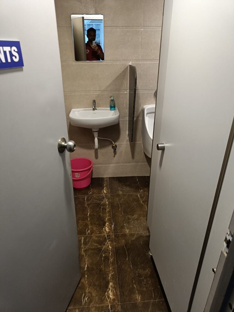 Team Area, sagar-darshan-chs-camp Commercial Office Space 1800 Sq.Ft. In Camp Pune 7883795