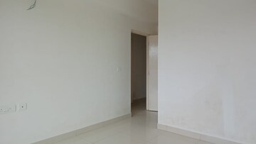 Room in 3 BHK Apartment at Godrej Seven, Joka – for Sale