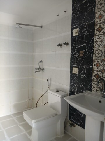 Bathroom in 2.5 BHK Apartment at Homes 121, Sector 121 – for Rent