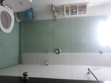 Master Bedroom in 1 BHK Builder Floor at Kailash Hills – for Rent
