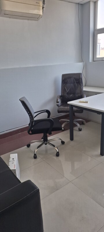 Team Area in  Office Space at Gomti Nagar – for Rent