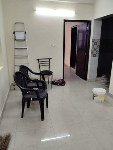 Master Bedroom in 2 BHK Apartment at Kalkaji – for Rent