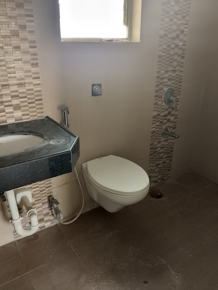 Bathroom, miami-apartment 2 Bedroom 850 Sq.Ft. Builder Floor In Dhayari Pune 7883900