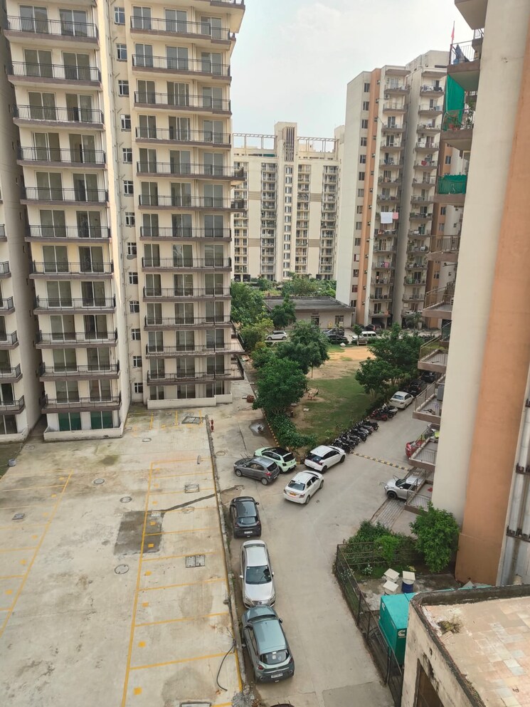 Exterior View, rof-aalayas-phase-2 3 Bedroom 864 Sq.Ft. Apartment In Sector 102 Gurgaon 7883927
