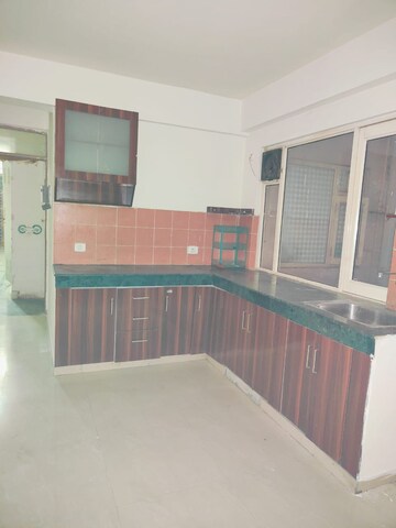 2 BHK Apartment For Rent in ROF Aalayas, Sector 102