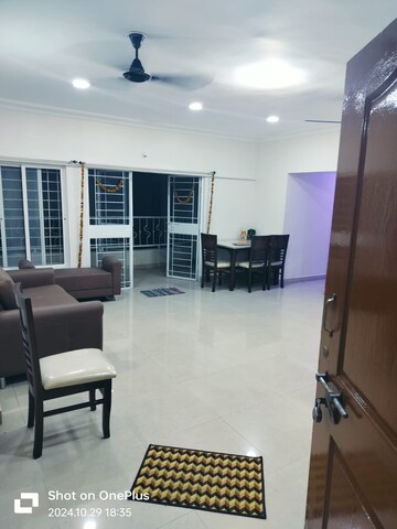 Master Bedroom in 3 BHK Apartment at Kumar Sophronia, Kalyani Nagar – for Rent