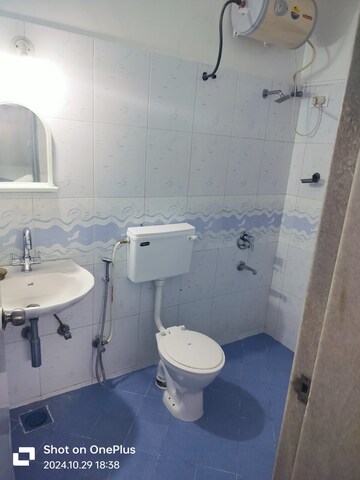 Master Bedroom in 3 BHK Apartment at Kumar Sophronia, Kalyani Nagar – for Rent
