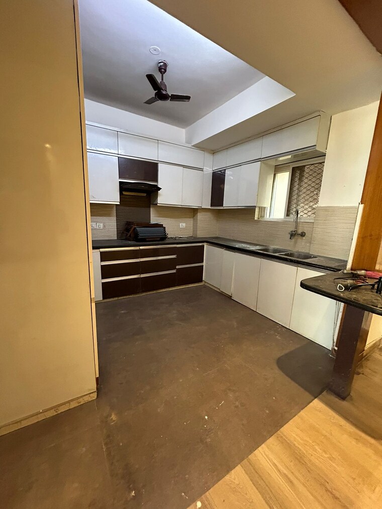 Kitchen, rps-savana 4 Bedroom 2360 Sq.Ft. Apartment In Sector 88 Faridabad 7884362