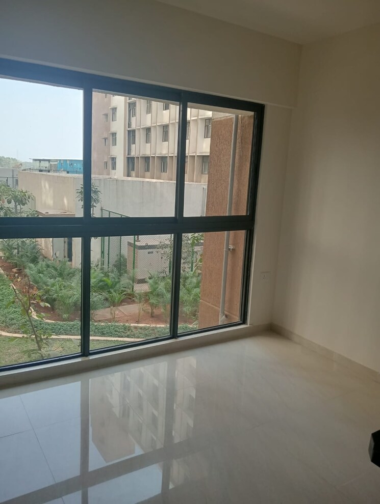 Room, lodha-crown-quality-homes 1 Bedroom 317 Sq.Ft. Apartment In Majiwada Thane 7884345