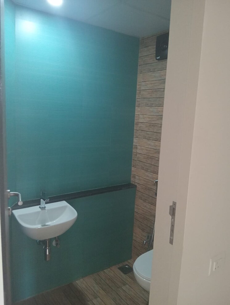 Bathroom, lodha-crown-quality-homes 1 Bedroom 317 Sq.Ft. Apartment In Majiwada Thane 7884345
