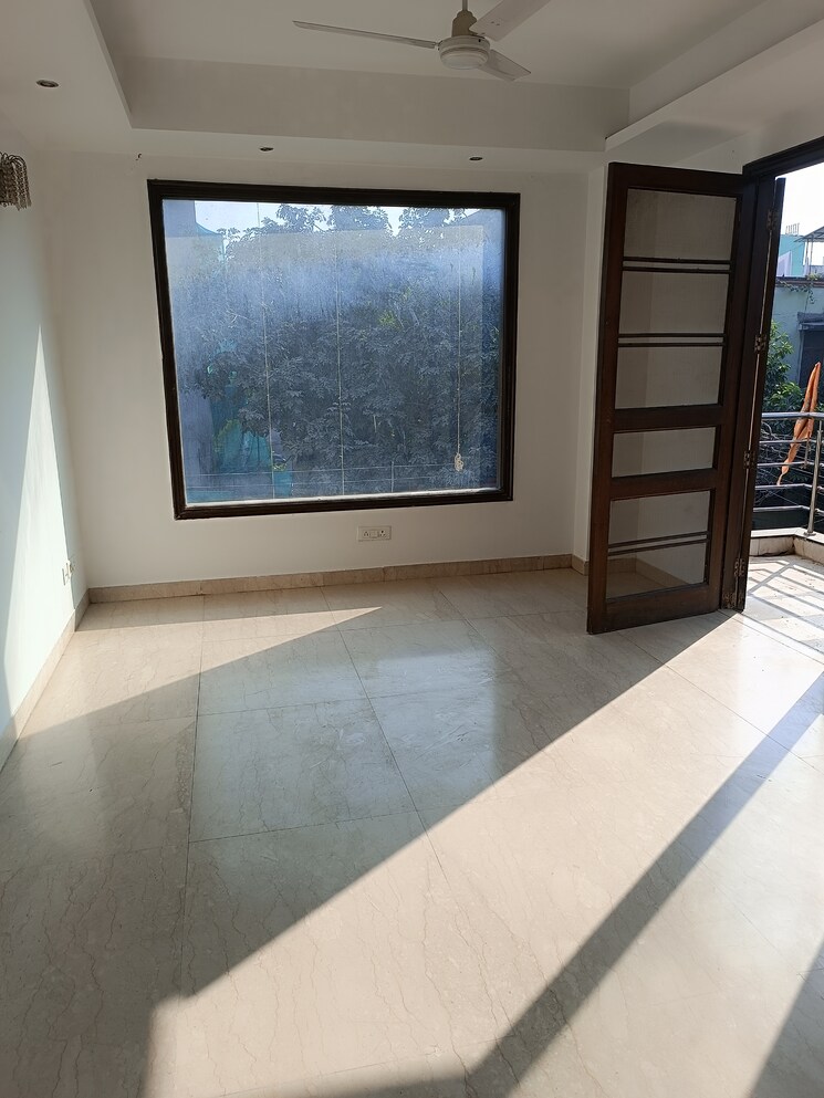 Room, chittaranjan park 3 Bedroom 1900 Sq.Ft. Builder Floor In Chittaranjan Park Delhi 7884514