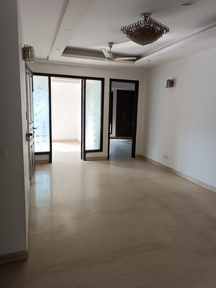 Room, chittaranjan park 3 Bedroom 1900 Sq.Ft. Builder Floor In Chittaranjan Park Delhi 7884514