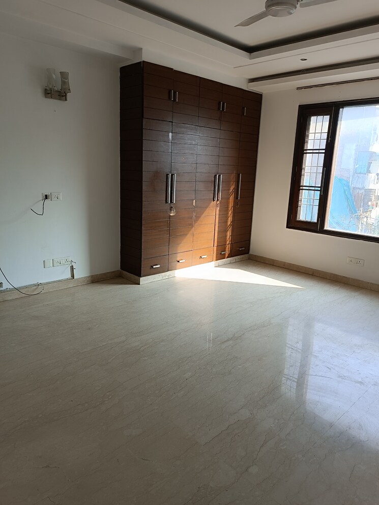 Room, chittaranjan park 3 Bedroom 1900 Sq.Ft. Builder Floor In Chittaranjan Park Delhi 7884514