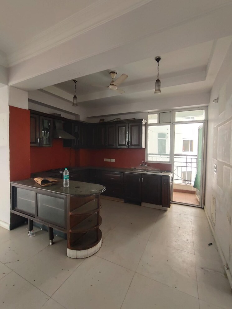 Kitchen, gc-emerald-heights 3 Bedroom 1942 Sq.Ft. Apartment In Vaishali Sector 9 Ghaziabad 7884556