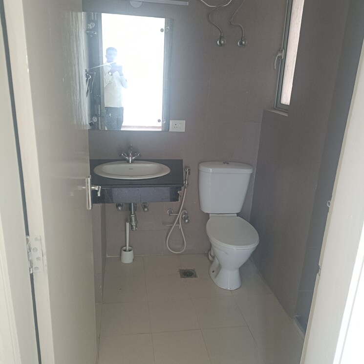 Bathroom, unitech-escape 2 Bedroom 1554 Sq.Ft. Apartment In Sector 50 Gurgaon 7884595