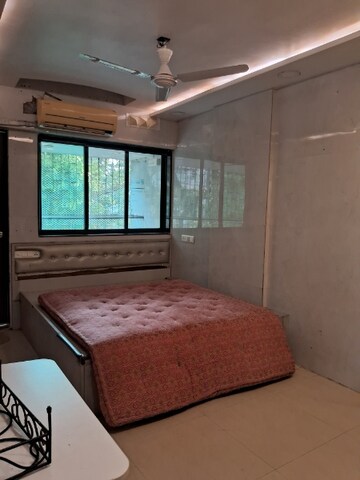 Bedroom in 2 BHK Apartment at Kalpak Estate, Wadala – for Rent