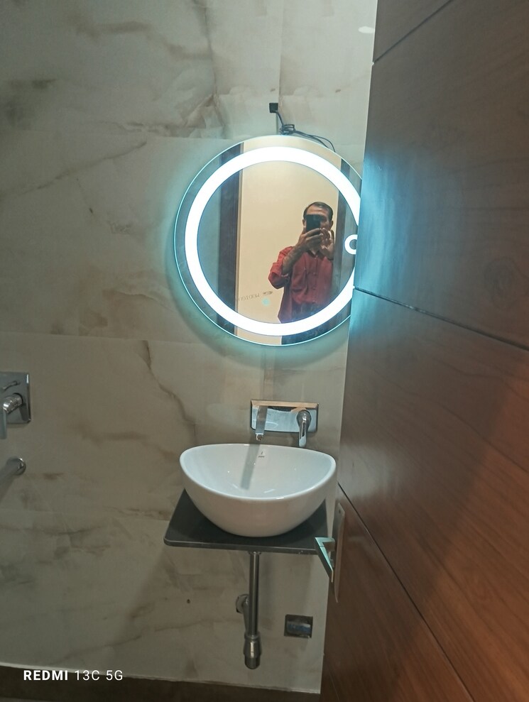 Bathroom, lajpat nagar ii 2 Bedroom 900 Sq.Ft. Builder Floor In Lajpat Nagar ii Delhi 7884741