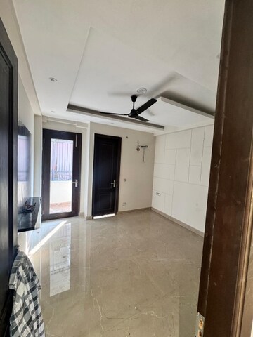 Master Bedroom in 3 BHK Apartment at DLF The Skycourt, Sector 86 – for Sale