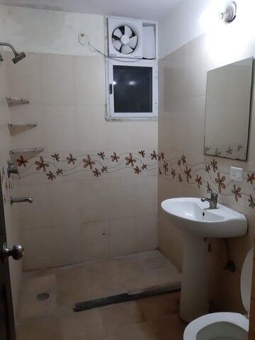 Bathroom in 3 BHK Independent House at Mohit Nagar – for Rent