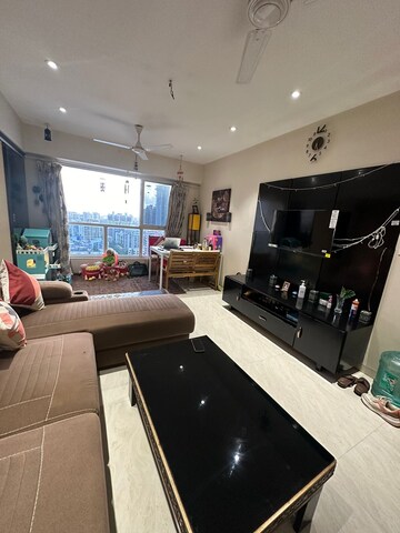 Master Bedroom in 2.5 BHK Apartment at Oberoi Springs, Andheri West – for Sale