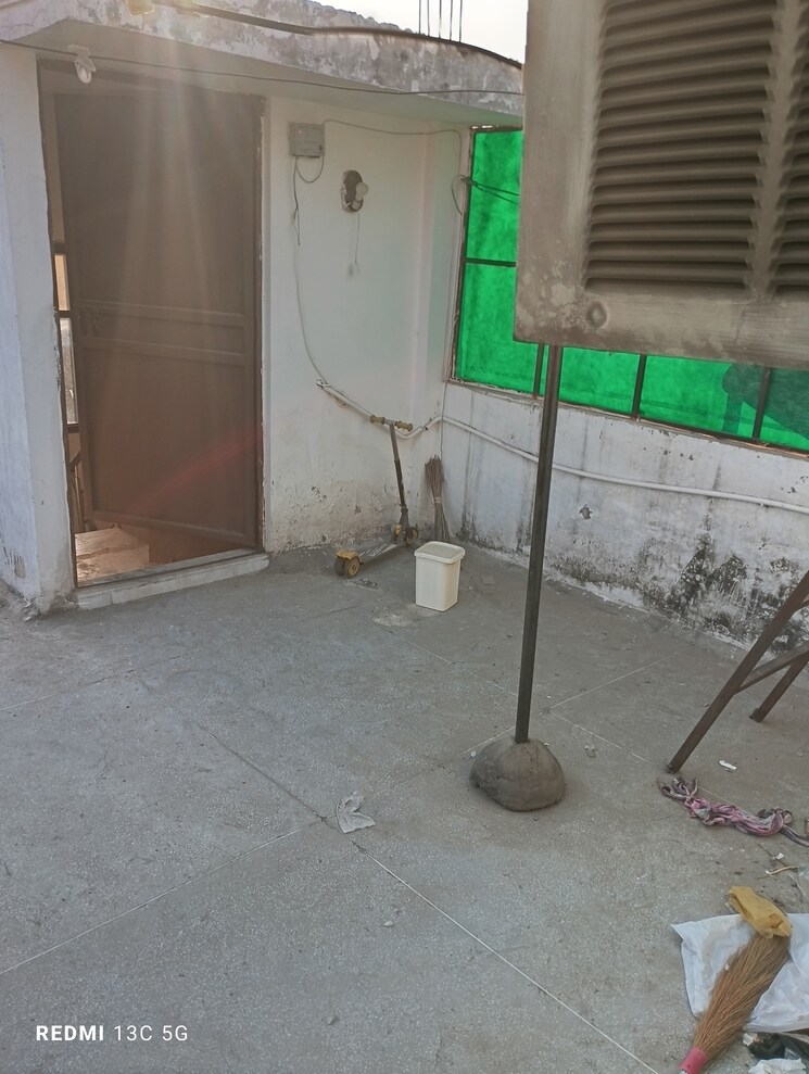 Bathroom, lajpat nagar ii 1 Bedroom 600 Sq.Ft. Builder Floor In Lajpat Nagar ii Delhi 7884787