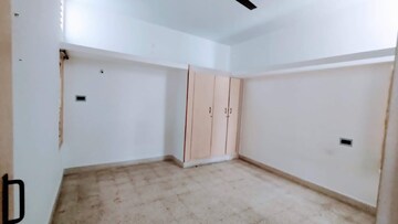 Room in 3 BHK Villa at Hsr Layout – for Rent