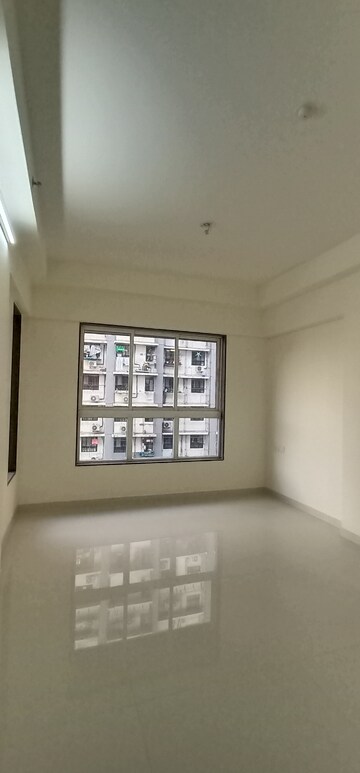 Room in 2 BHK Apartment at Bali Primera, Goregaon West – for Sale