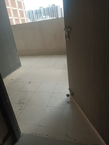 Bathroom in 1 BHK Apartment at Amolik Sankalp, Sector 85 – for Sale