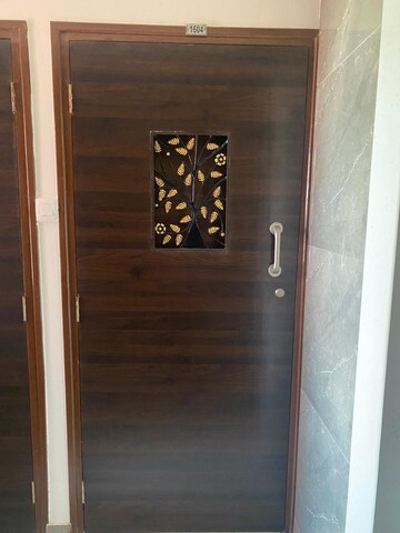 Room in 2 BHK Apartment at Modispaces Volga, Borivali West – for Rent