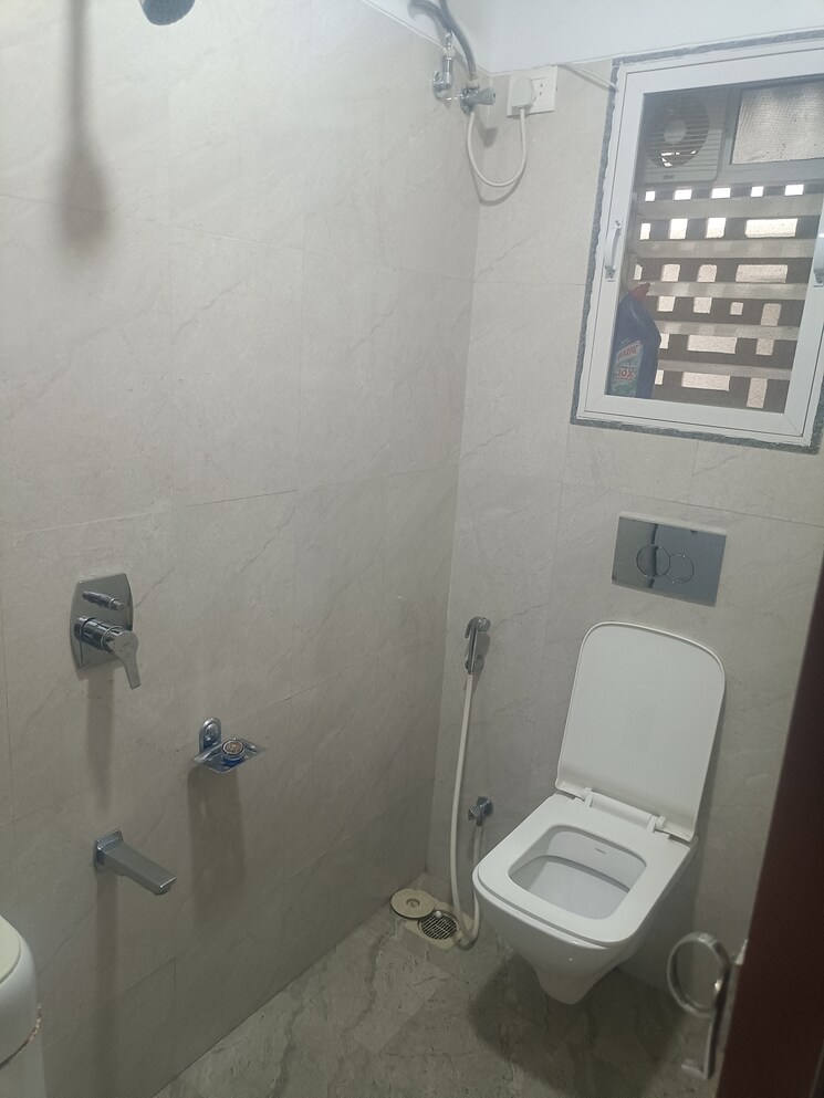 Bathroom, dimple-19-north 1.5 Bedroom 433 Sq.Ft. Apartment In Kandivali West Mumbai 7885197