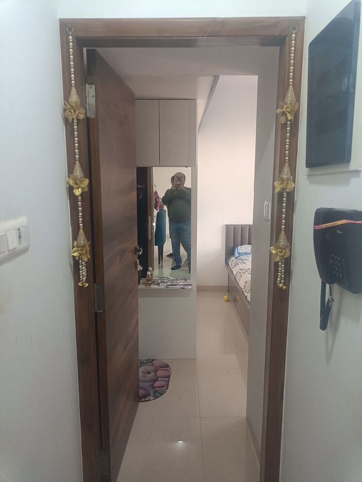 undefined, dimple-19-north 1.5 Bedroom 433 Sq.Ft. Apartment In Kandivali West Mumbai 7885197