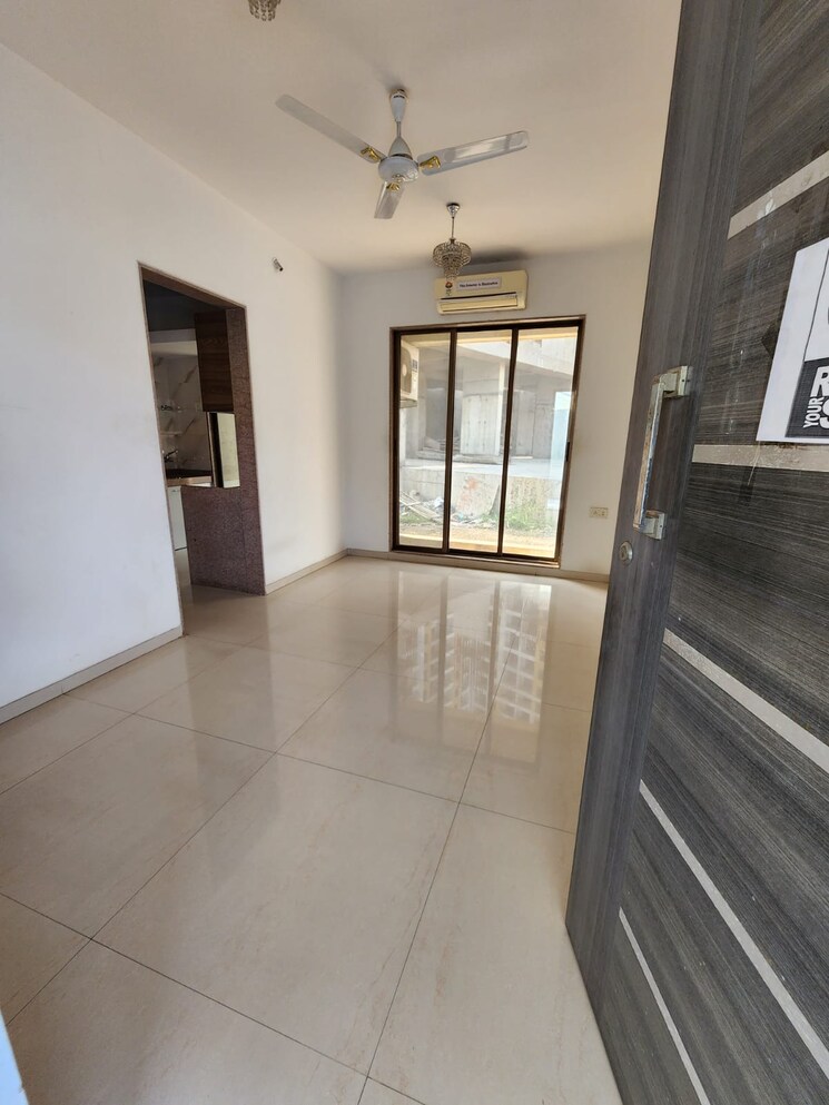 Room, tiara-hills 1 Bedroom 380 Sq.Ft. Apartment In Mira Road Thane 7885202