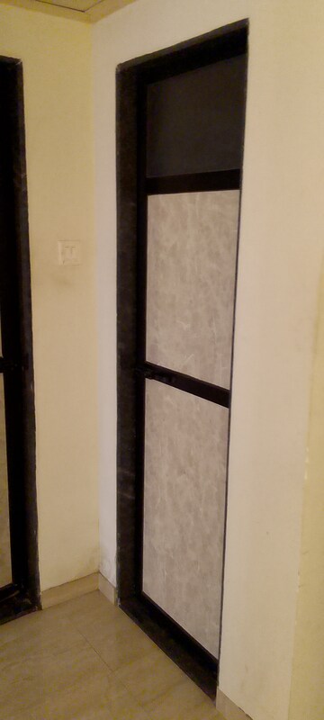 Building Lobby in 1.5 BHK Apartment at Vile Parle East – for Rent