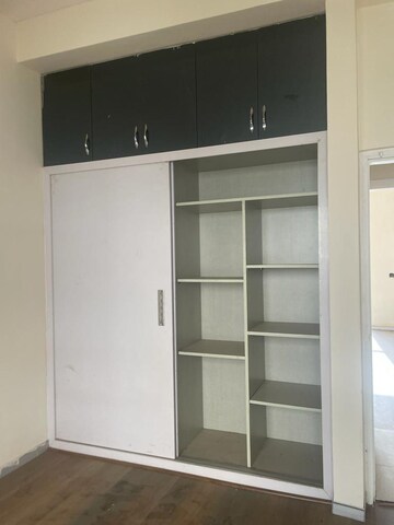 Room in  Industrial Plot at Indosam75, Sector 75 – for Sale