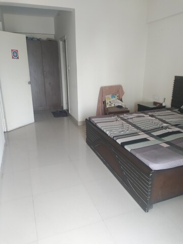 Bedroom in 3.5 BHK Apartment at Kasavanahalli – for Rent
