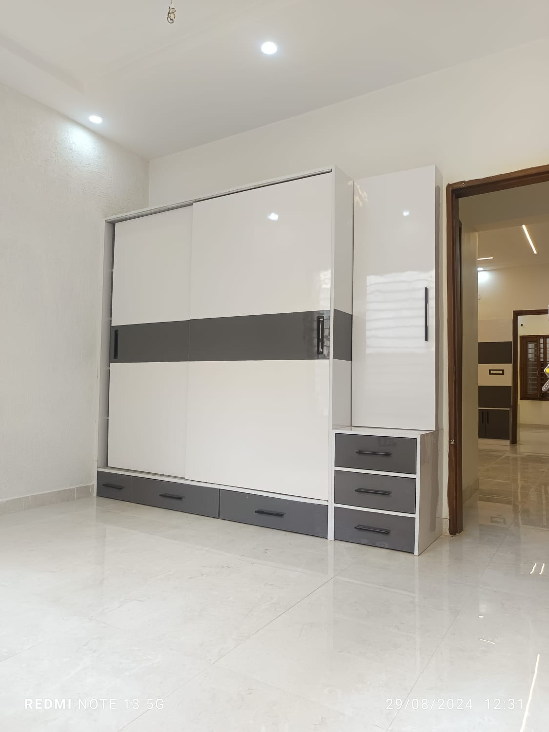 4 BHK + Extra Room Independent House For Sale in Vardhman Estate 