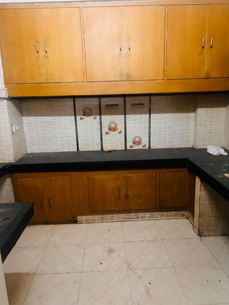 Kitchen, ip extension 4 Bedroom 1550 Sq.Ft. Apartment In Ip Extension Delhi 7885616